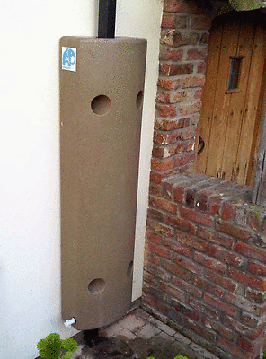 100l Elibutt wall mounted water butt, no diverter required - Freeflush Rainwater Harvesting Ltd.