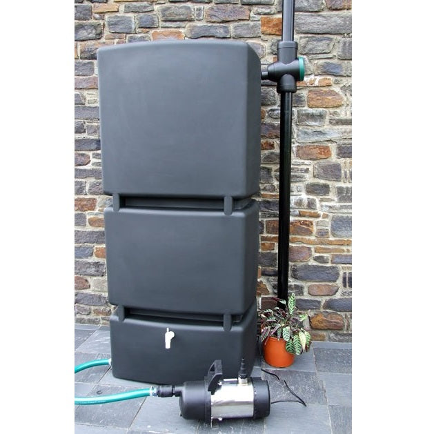 Rainwater Harvesting Package 800l butt and garden steel pressure pump - Freeflush Rainwater Harvesting Ltd.