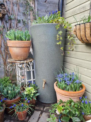 160 litre Manhattan Curve Water Butt Planter