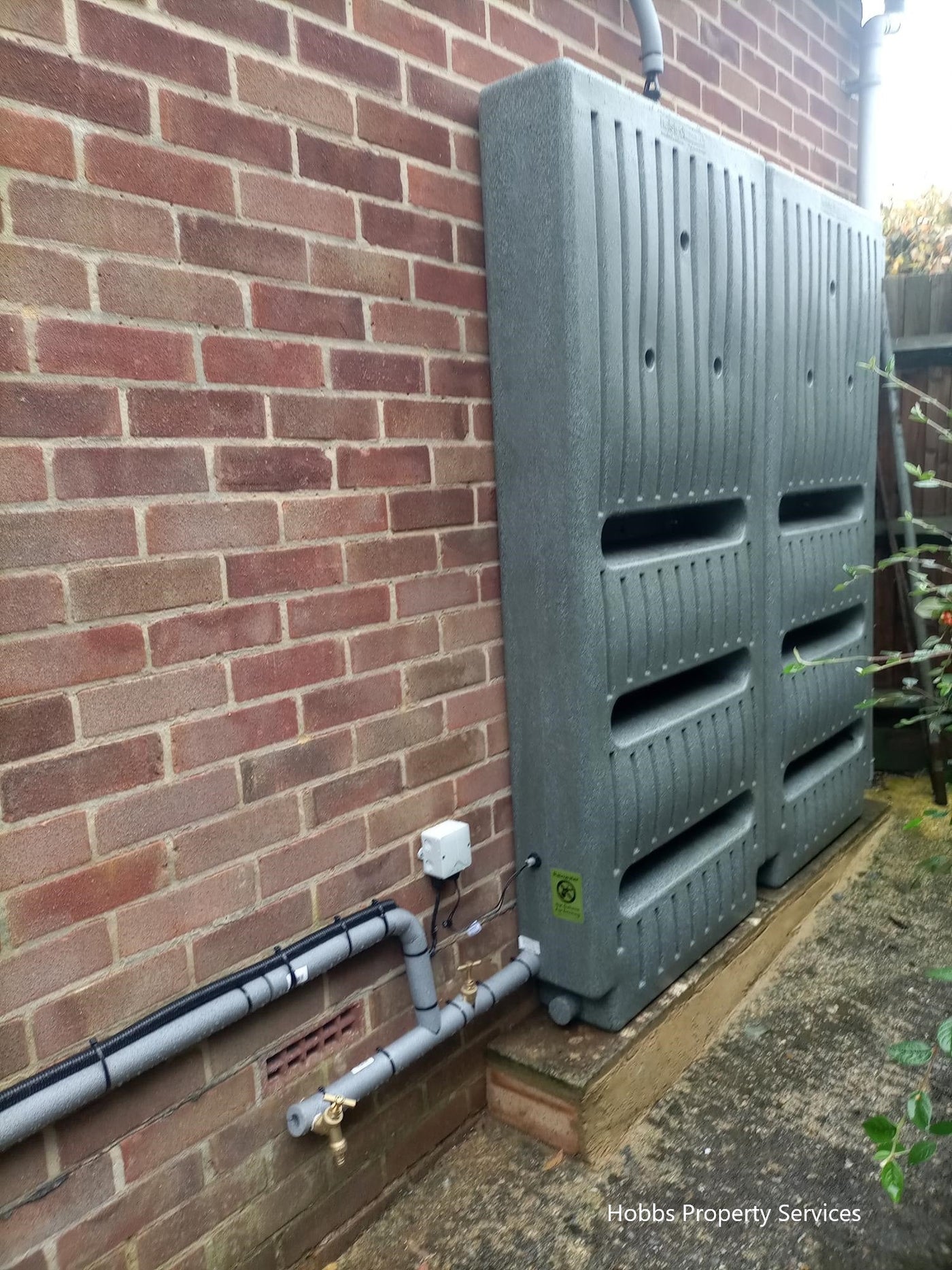 Ultra Slimline Wall Mounted Water Butt 235 Litres ultra-slimline-wall-mounted-water-butt-235-litres