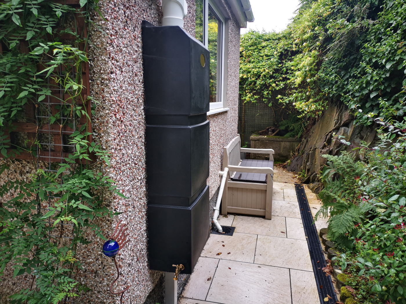 The Prestige Wall Mounted Water butt - Main Image