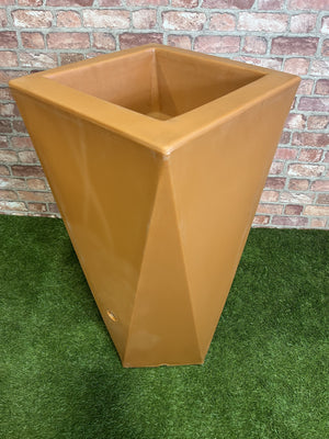 Grade B - 100 litre Manhattan Twist Water Butt Planter