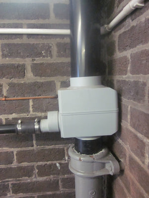 Regendieb Original Selfcleaning Rainwater Filter and Rain Diverter - downpipes - Freeflush Rainwater Harvesting Ltd. 